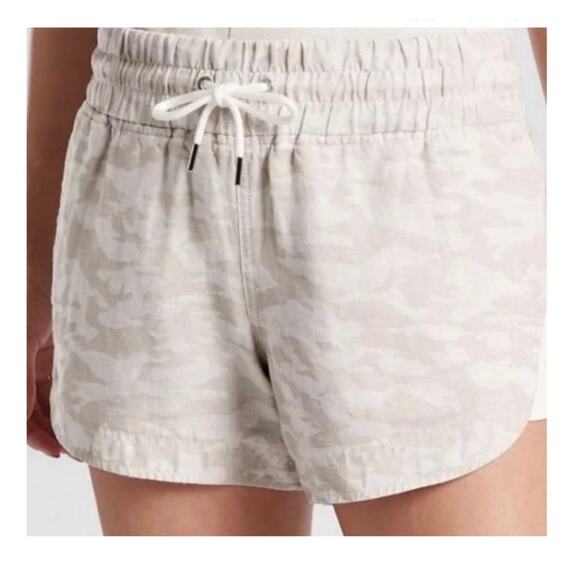 Athleta Cabo Tide Linen Shortie Tan Cream Camo Size 6 - Picture 8 of 11